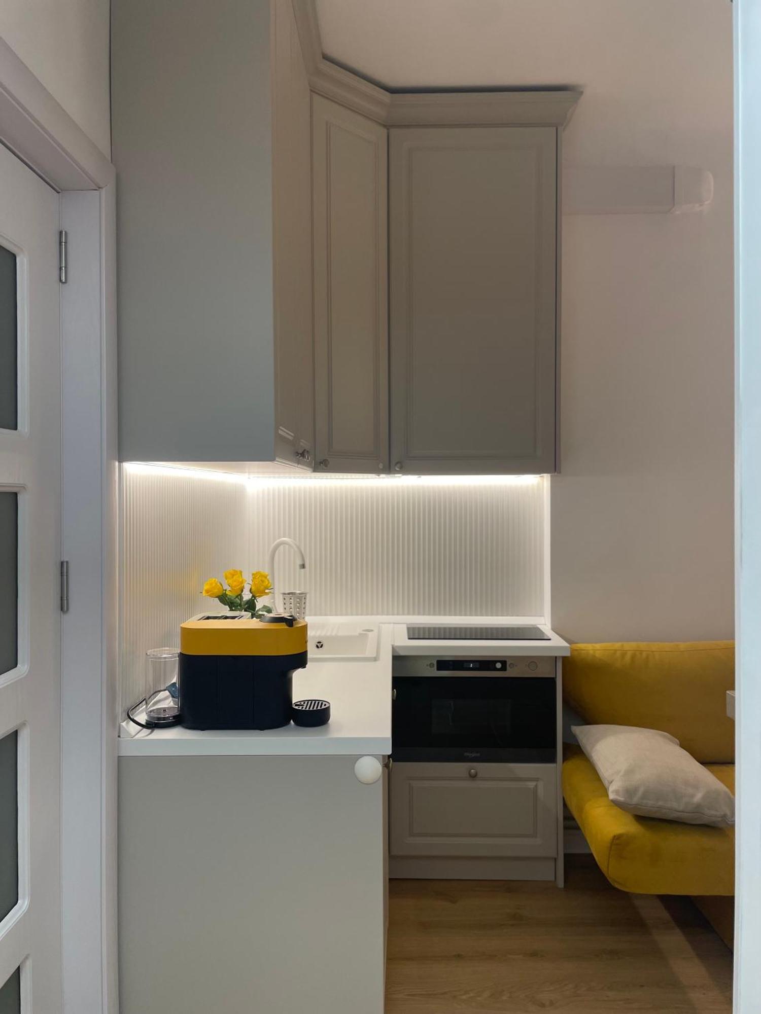 Апартаменты Studio Alice Romana Square Бухарест Экстерьер фото